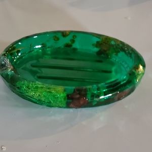 Resin country soap dish